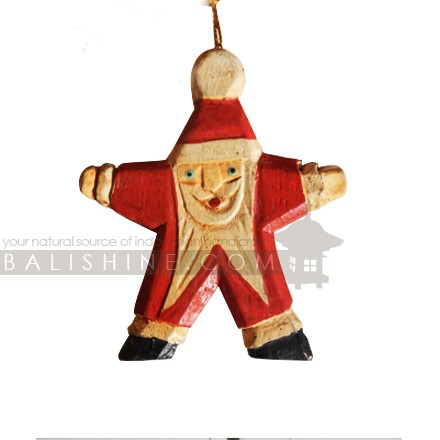 Balishine: Your natural source of indonesian handicraft presents in its Various collection the Santa Claus Decoration:413RAT7952:This hanging christmas decoration is produced in Bali and made from natural albasia wood.   