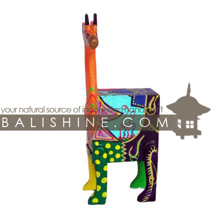Balishine: Your natural source of indonesian handicraft presents in its Various collection the MoneyBox:415KAG6539:This giraffe bank is an handicraft of Bali made from albesia wood.  Full color