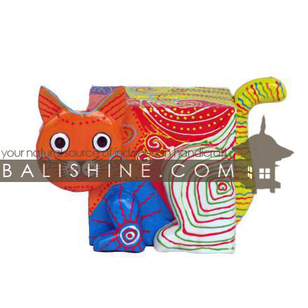 Balishine: Your natural source of indonesian handicraft presents in its Various collection the MoneyBox:415KAG6540:This cat bank is an handicraft of Bali made from albesia wood.  Full color
