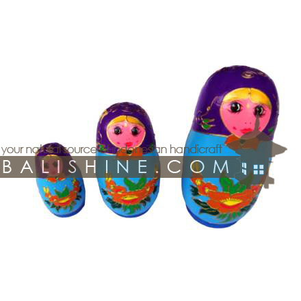 Balishine: Your natural source of indonesian handicraft presents in its Various collection the Russian Dolls:415BAL7638:This set of 3 russian dolls boxes is produced in Bali made from albesia wood.  Full color