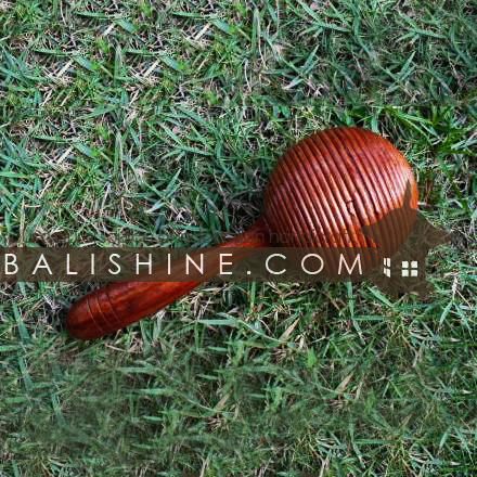 Balishine: Your natural source of indonesian handicraft presents in its Various collection the Natural Maracas:412CIK603528:This maracas is a handicraft of Bali made from rotan.  