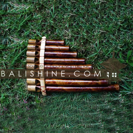 Balishine: Your natural source of indonesian handicraft presents in its Various collection the Panpipes:412CIK602425:This panpipes is a handicraft of Bali made from bamboo.  