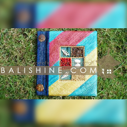 Balishine: Your natural source of indonesian handicraft presents in its Various collection the Photo Albums :45BIP183539:This photo album is produced in Bali made from exotic leaf with shell and seed.  Mix color